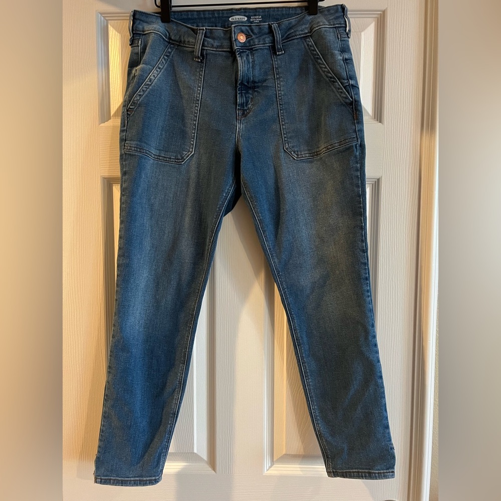 Old Navy Super Skinny Rockstar Jeans, Size 12
